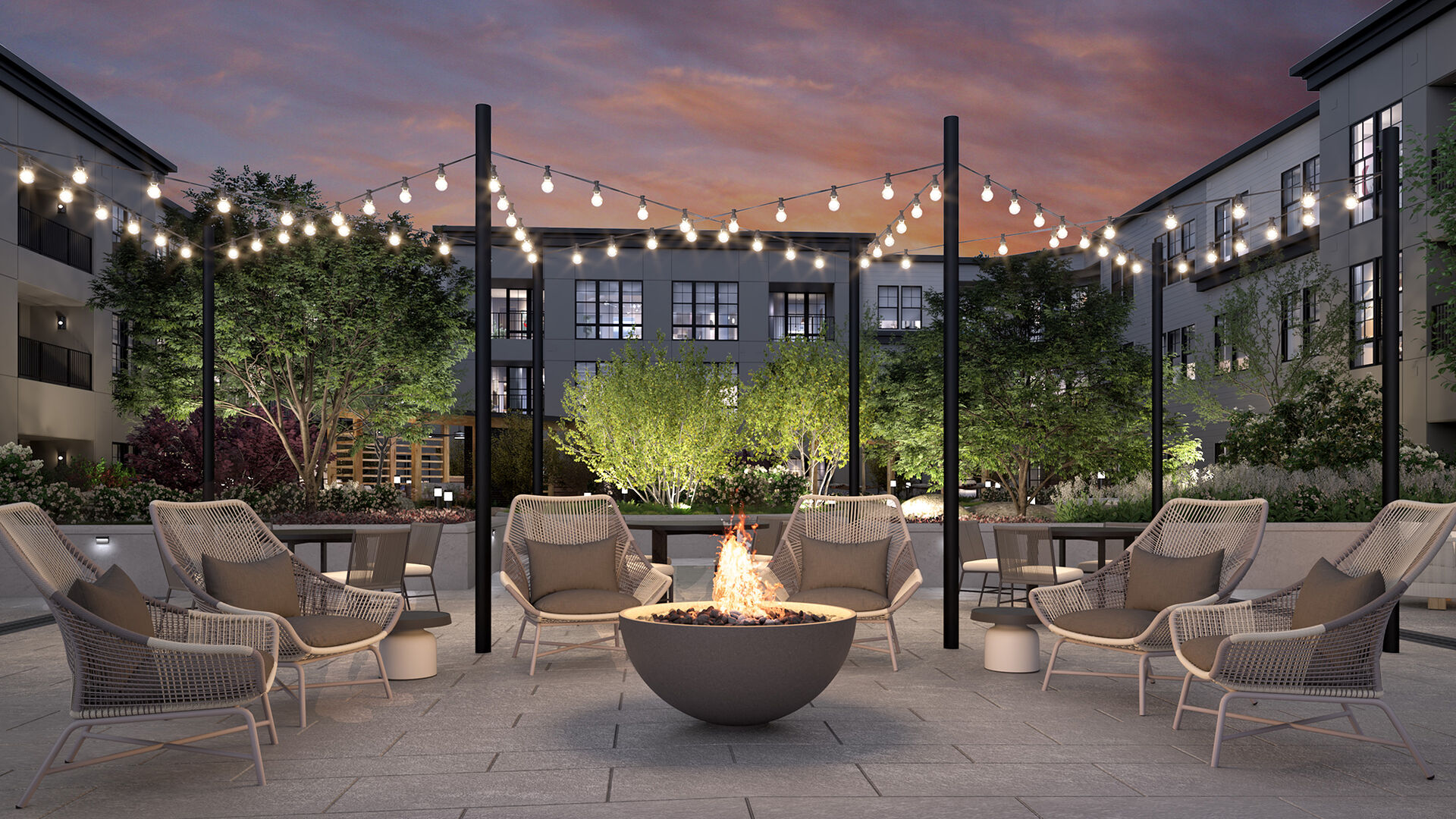 Courtyard Lounge & Firepit